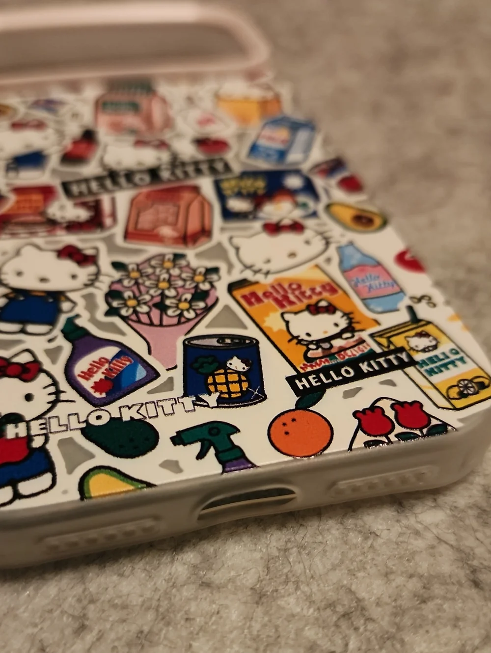 Brand new Apple IPhone 17 Pro Max Hello Kitty Silicone Phone case